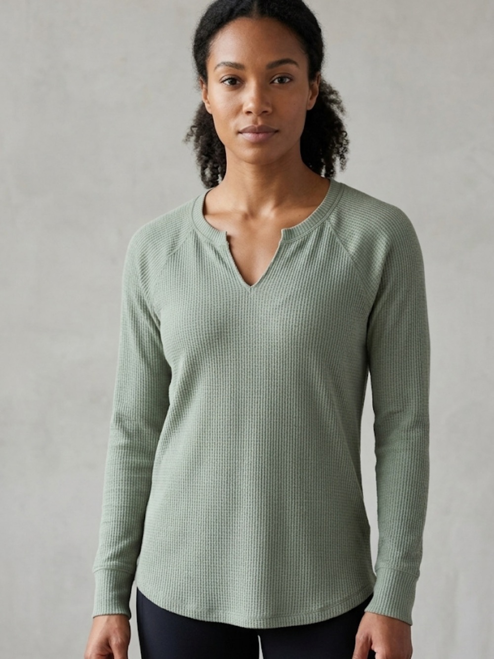 Aerie Waffle‑Knit Notch‑Neck Long Sleeve Top – Size M | Cozy‑Casual Essential |